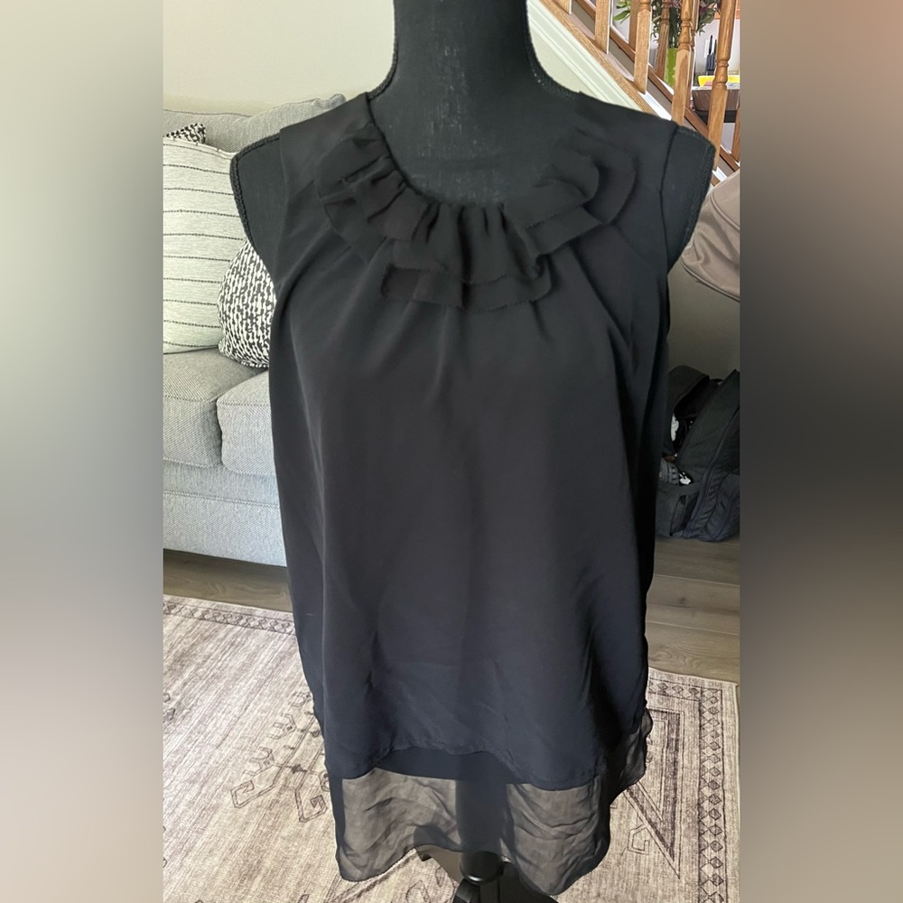 Simply Vera Vera Wang Black Sleeveless Ruffled Blouse